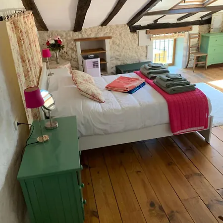 Wisteria House Holiday home *